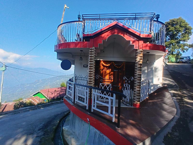 Dawaipani Pakhrin homestay