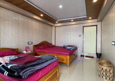 Dawaipani Pakhrin homestay family room
